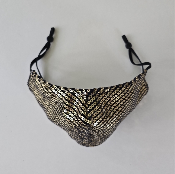 😷 Gold Sequin Cloth Mask - Picture 6 of 11